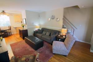 For Sale: 215 Delhi Ave #E Columbus, OH 43202