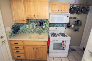 For Sale: 215 Delhi Ave #E Columbus, OH 43202