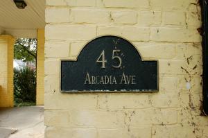 45 E Arcadia Ave