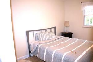 1397 Broadview Ave #17