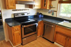 673 Groton Pl
