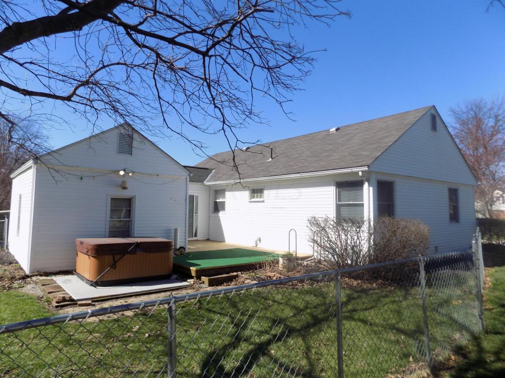1571 Sandringham Ct