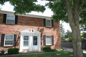 For Sale: 5068 Cambrian Dr Columbus, OH 43220
