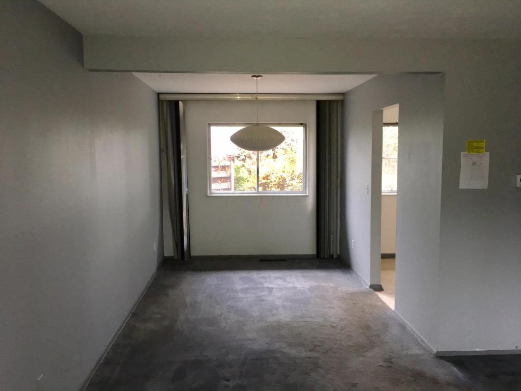 466 Shell Ct W