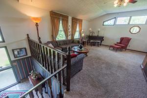For Sale: 1800 Demorest Rd Columbus, OH 43228