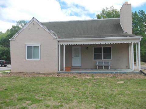 2759 Maplewood Dr