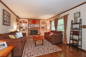For Sale: 1765 Arborhill Dr Columbus, OH 43229