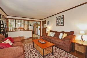 For Sale: 1765 Arborhill Dr Columbus, OH 43229