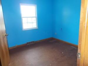 For Sale: 6375 Ambleside Dr Columbus, OH 43229