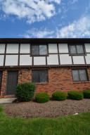 For Sale: 4872 Berryhill Ct Columbus, OH 43230