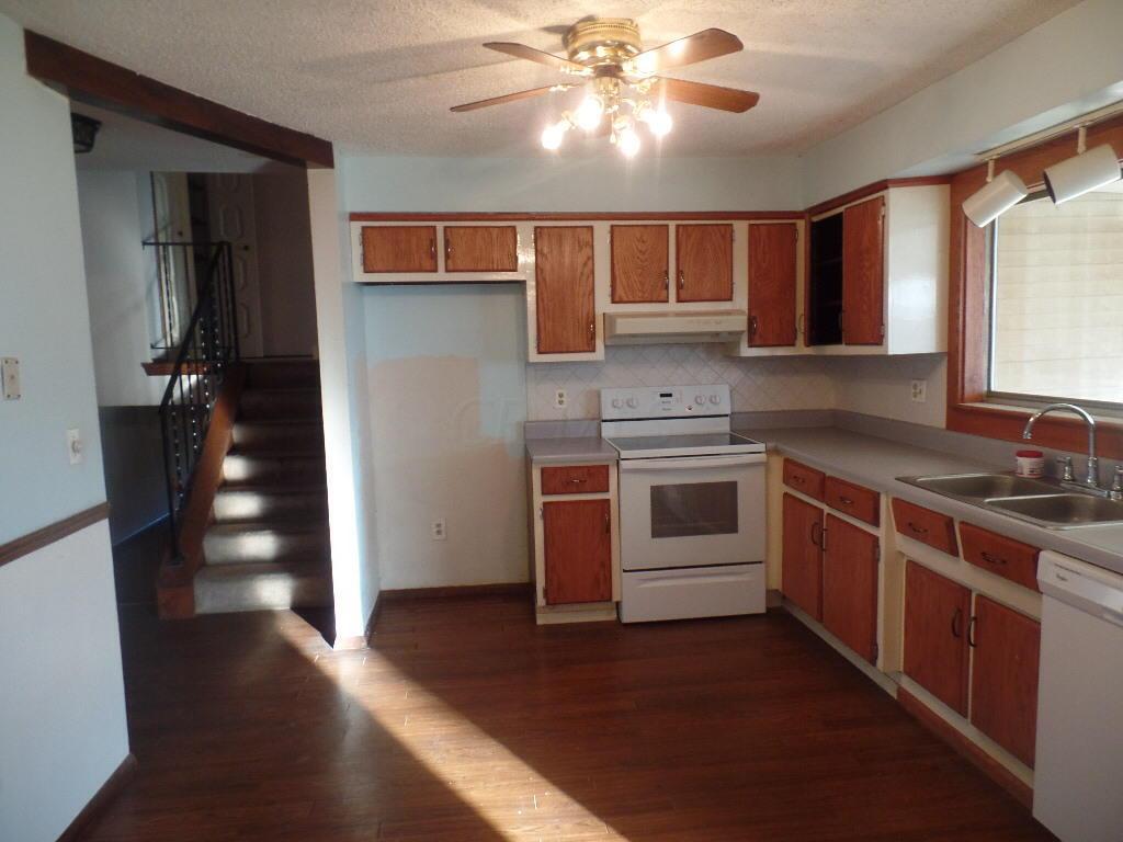 4334 Lawn Pl