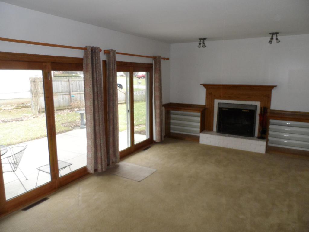1613 Slade Ave