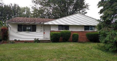 2761 Homecroft Dr