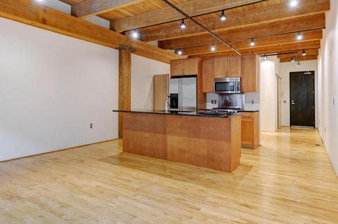 448 W Nationwide Blvd #303