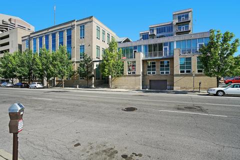 448 W Nationwide Blvd #303
