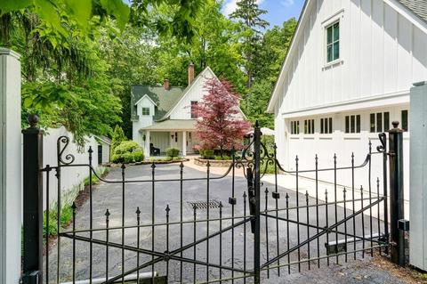 5205 Kittiwake Ct