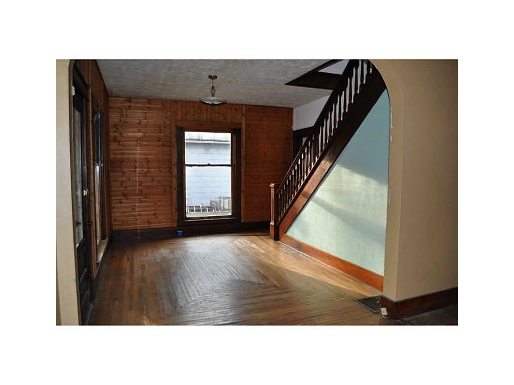 10572 Columbus