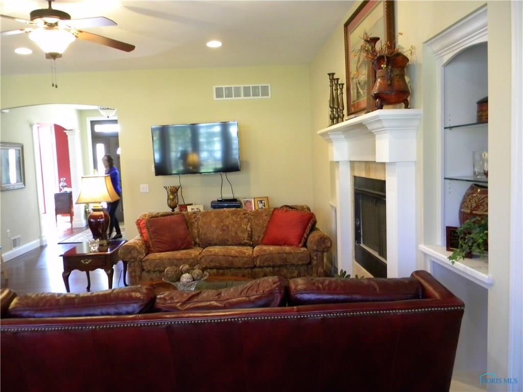 1685 Deist Rd
