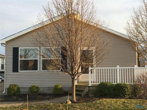 2860 Canterbury Cir