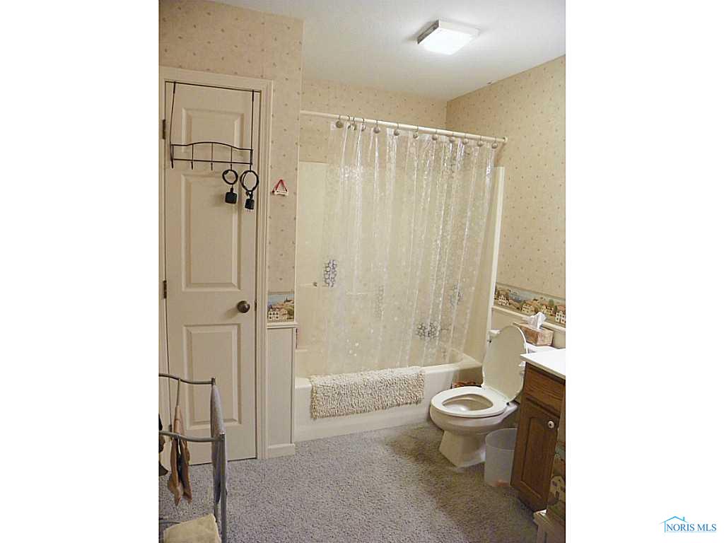207 Misty Ln