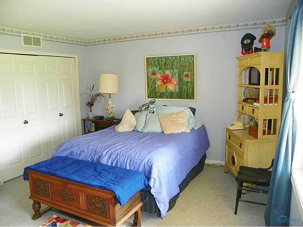207 Misty Ln