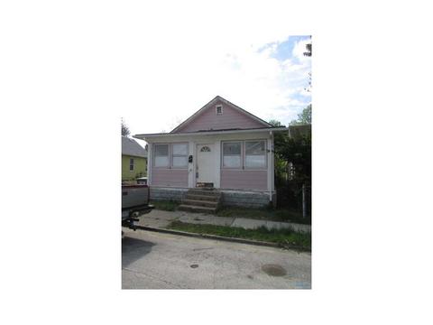 328 E Oakland St