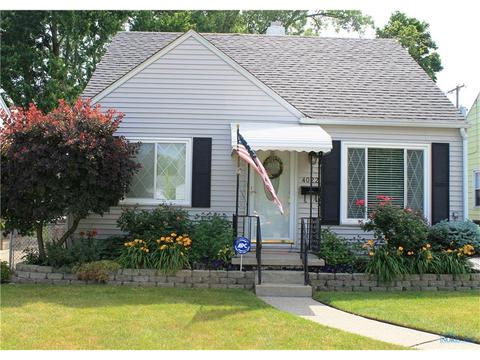 3844 Woodmont Rd