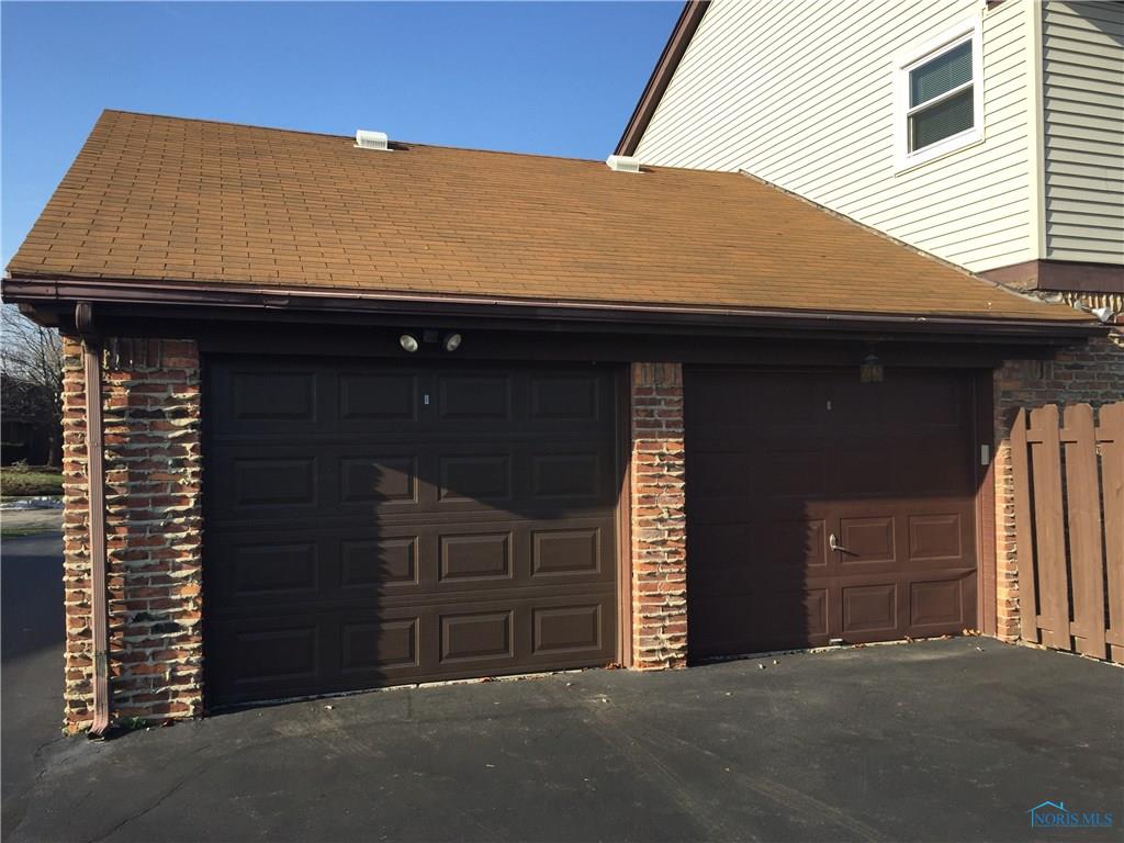 5618 Cresthaven Ln