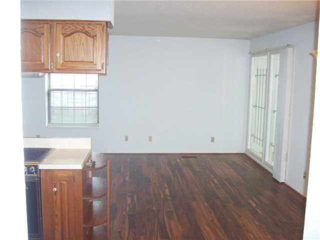4043 Angola Rd