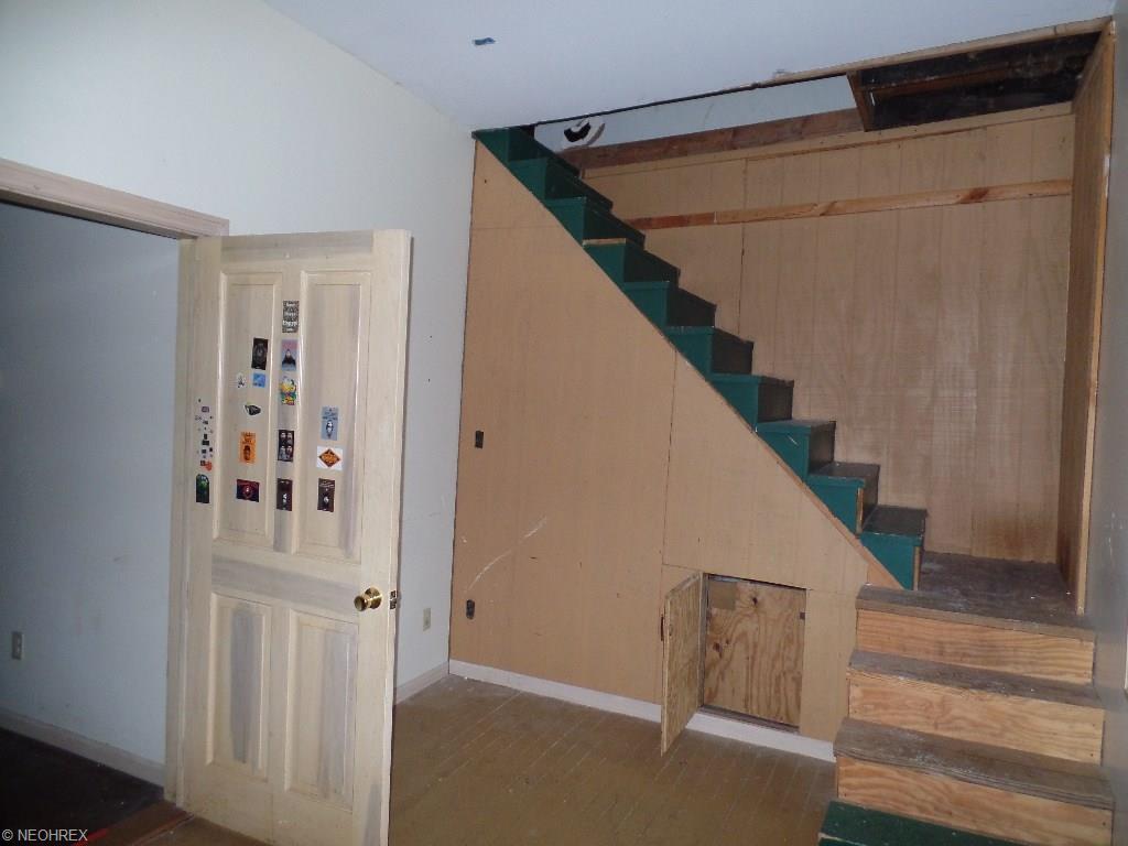 123 Thresher St