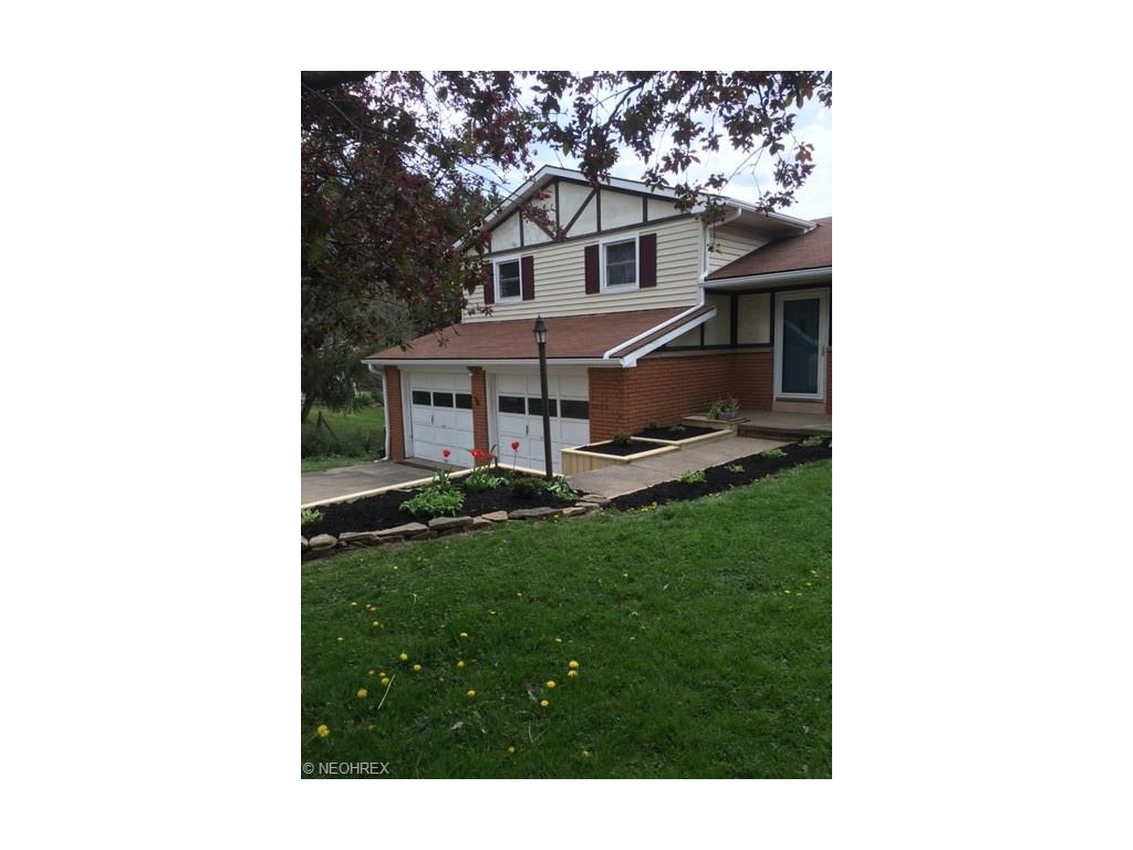 960 Friendship Dr, New Concord OH 43762