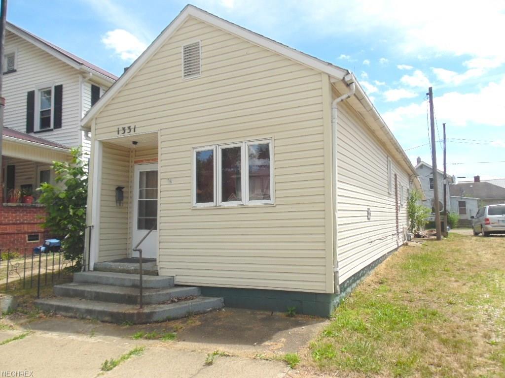 1660 Skyline Hts