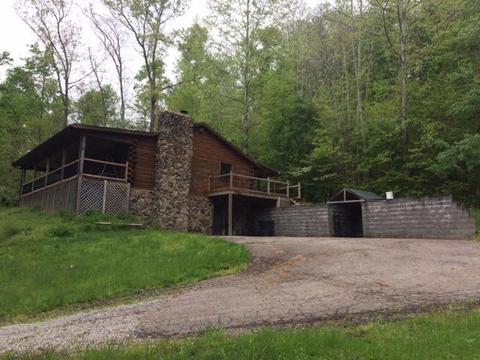 3841 Litho Ln