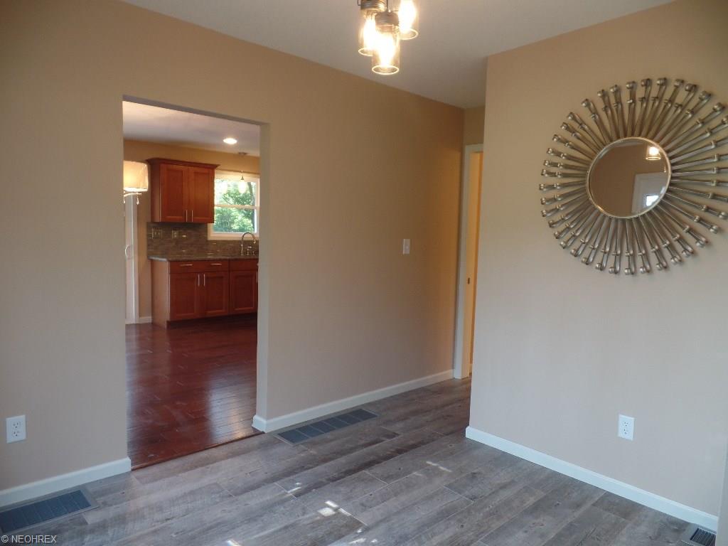 10545 Hewitt Rd, Nashport OH 43830