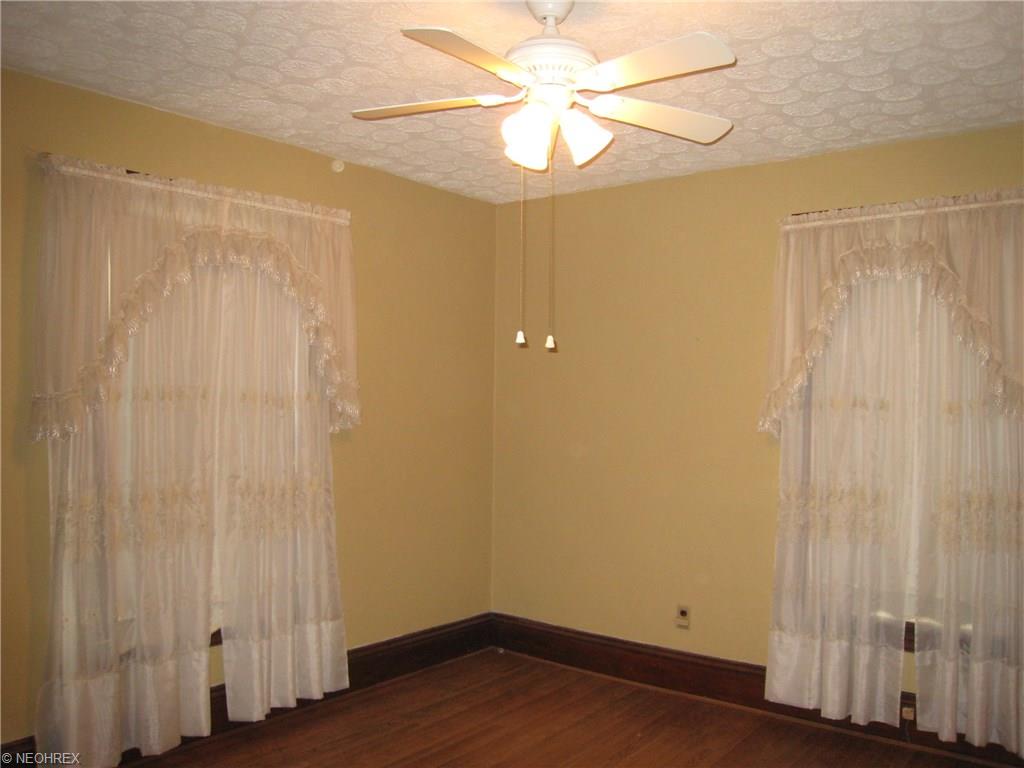 705 Riverside Ave