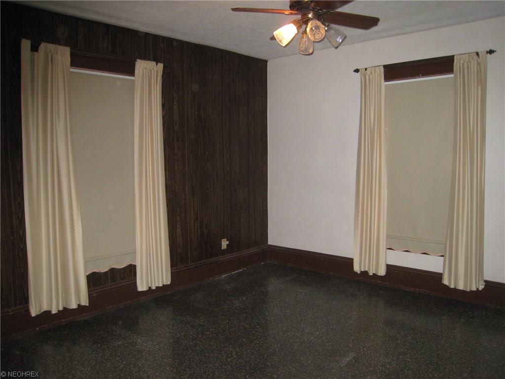 705 Riverside Ave