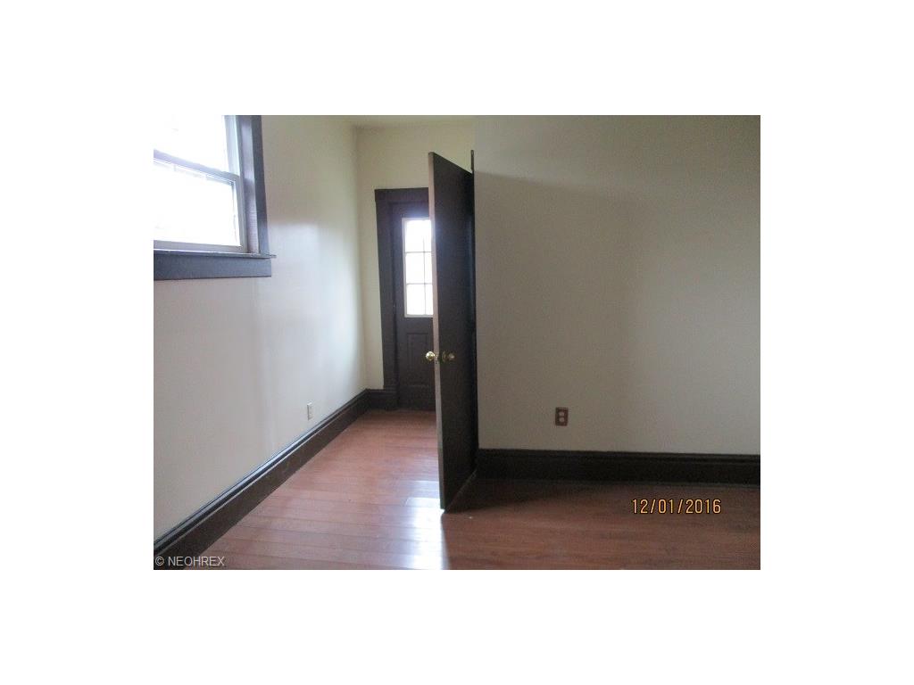 114 Murdock St