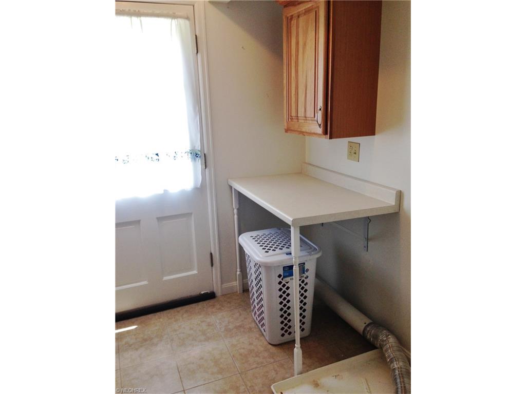 For Sale: 111 Bett Mar Ln Saint Clairsville, OH 43950