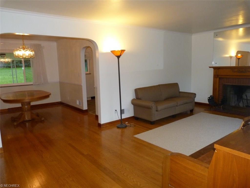 For Sale: 1502 Pershing Ave Steubenville, OH 43952