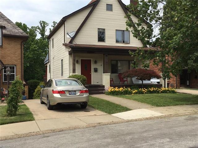 1813 Norton Pl