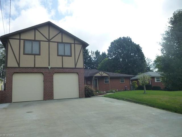 1813 Norton Pl