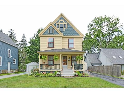 779 Valley Dr
