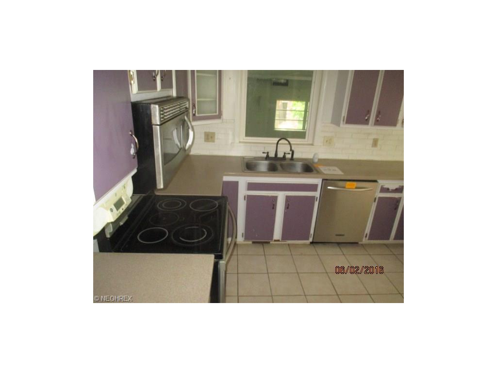 For Sale: 1276 N Quarry Rd Amherst, OH 44001