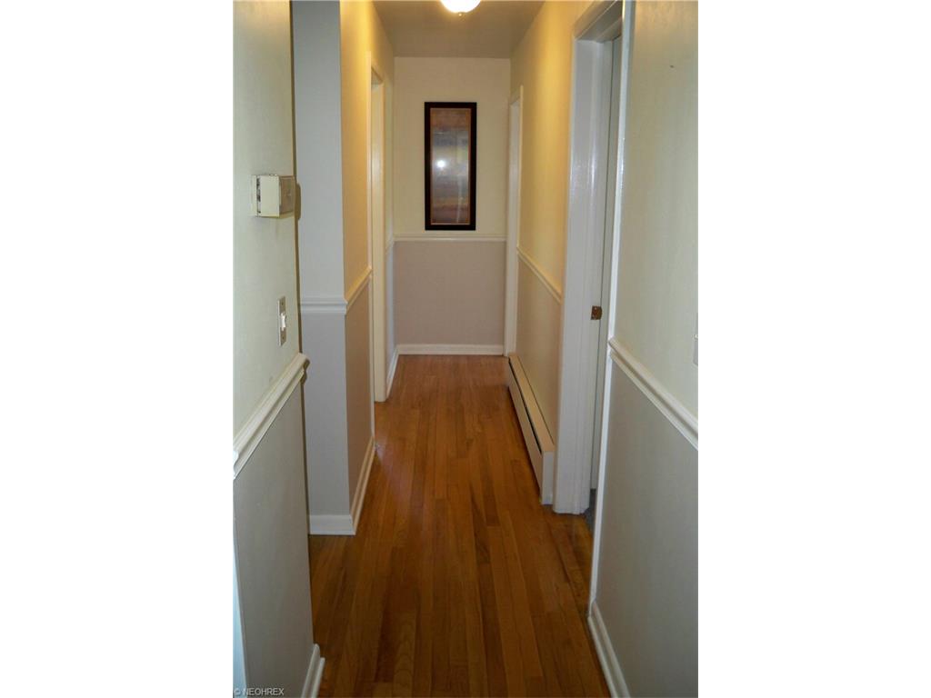 For Sale: 1218 Norwood Dr Ashtabula, OH 44004