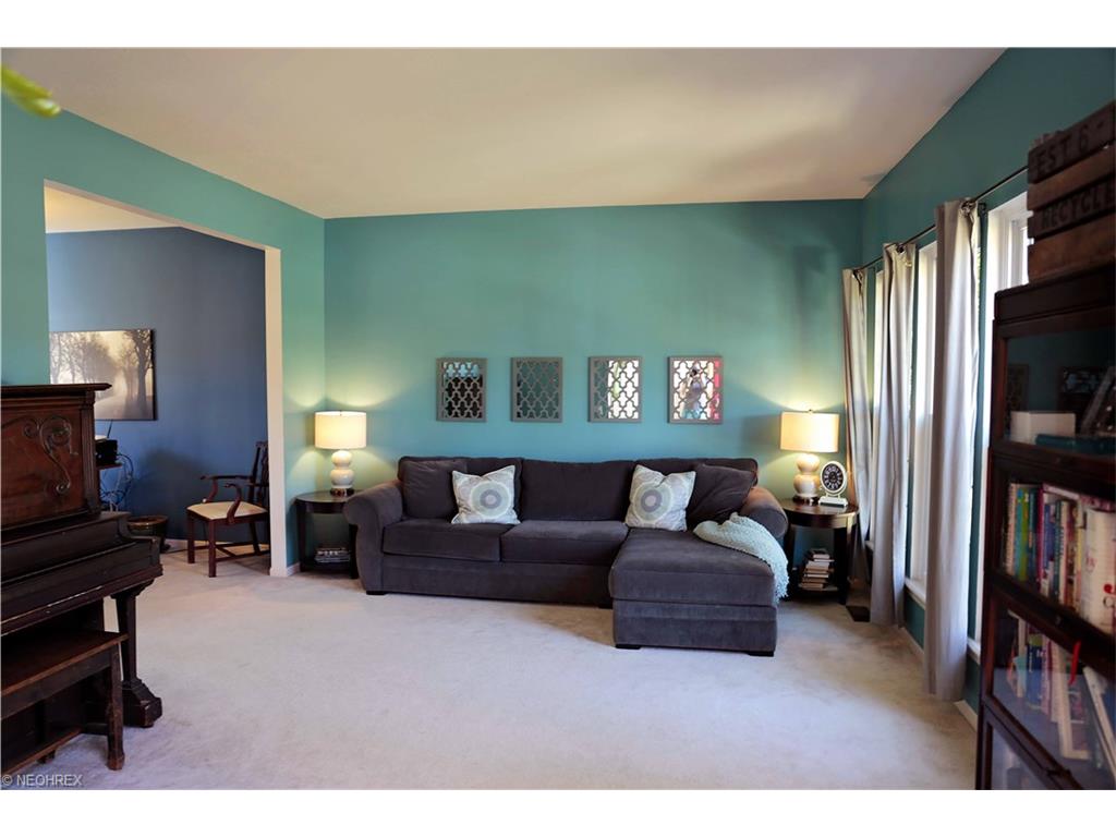For Sale: 36134 N Park Dr Avon, OH 44011