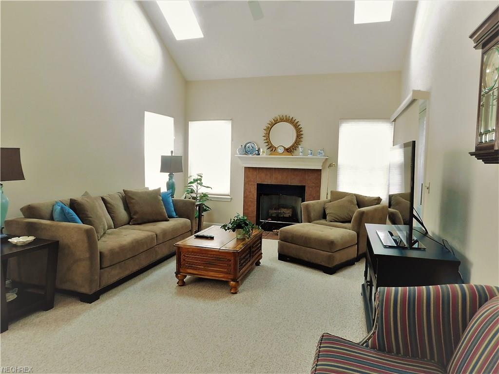 826 Wildberry Cir