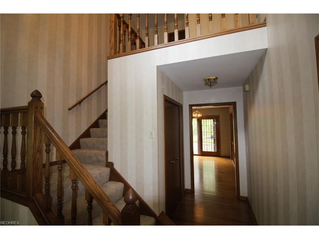 119 Waverly Ln