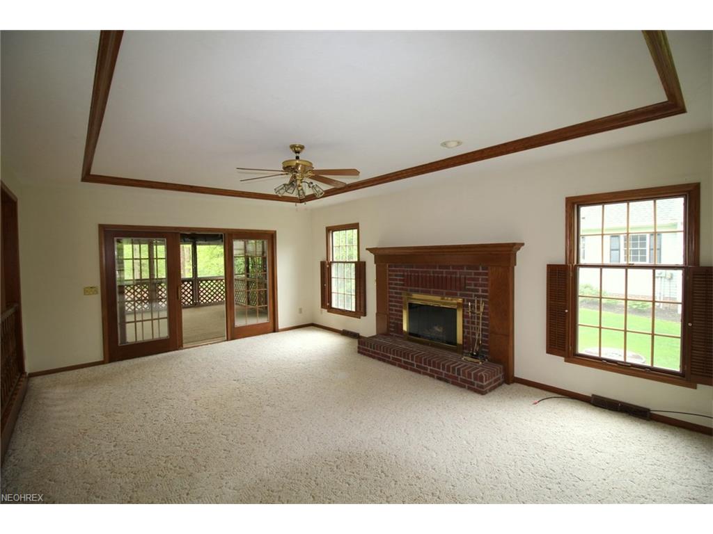 119 Waverly Ln