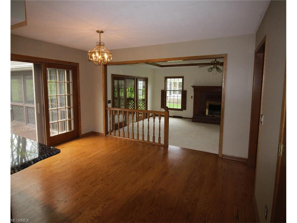 119 Waverly Ln