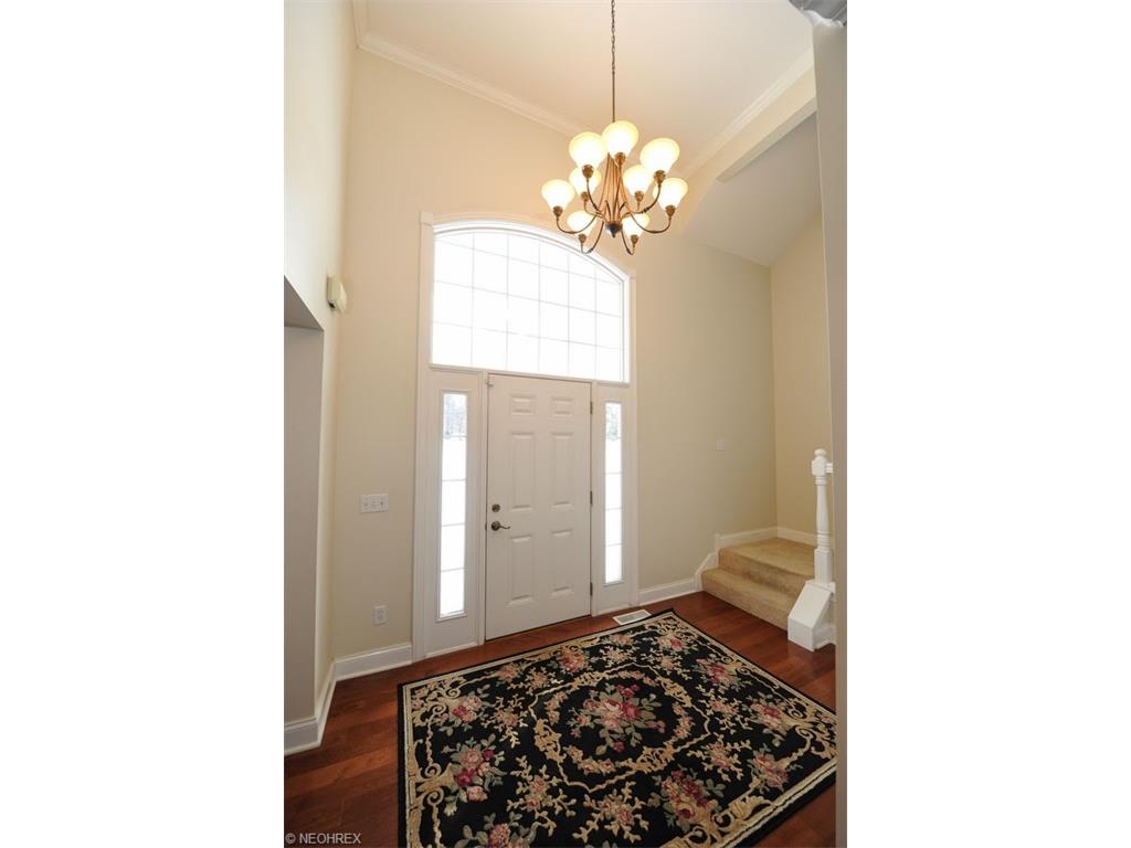 4590 Brainard Rd, Chagrin Falls OH 44022